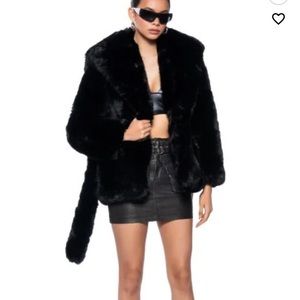 Akira Yeti Sharp Shoulder Black Heavy Faux Fur Wrap Coat Size M